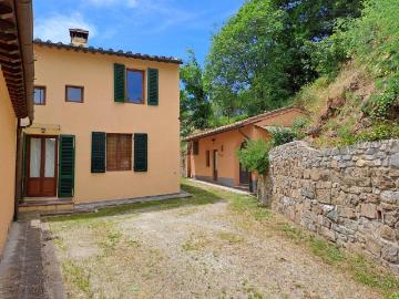 Appartamento in affitto a Lastra a Signa FI