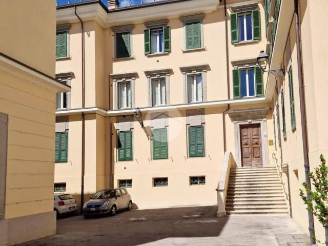 Appartamento in affitto a L'Aquila AQ