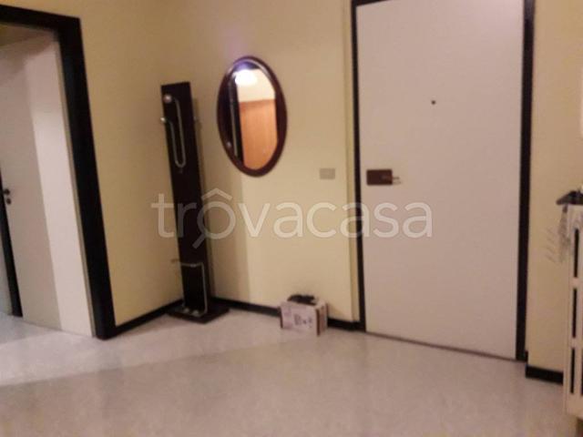 Appartamento in affitto a L'Aquila, posto auto, luminoso, balcone TrovaCasa