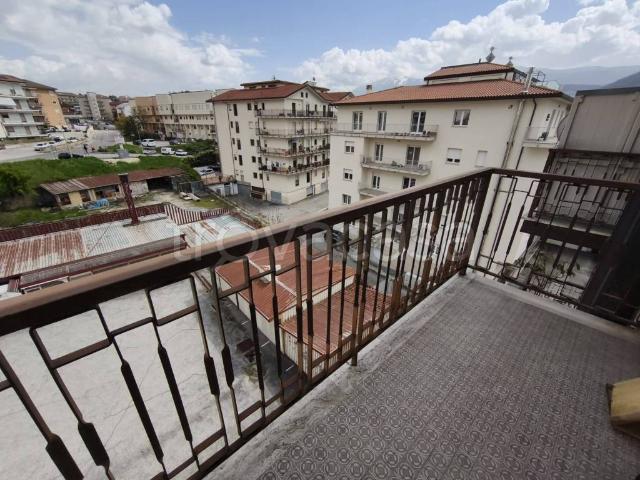 Appartamento in affitto a L'Aquila via Beato Cesidio, parzialmente arredato, ascensore, doppi vetri TrovaCasa