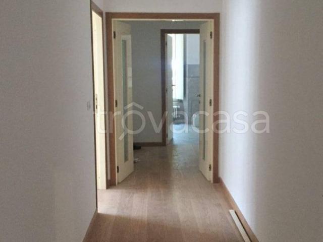 Appartamento in affitto a L'Aquila via San Silvestro, 1, immobile di prestigio, parzialmente arredato, cantina TrovaCasa