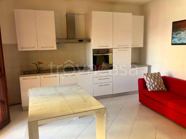 Appartamento in affitto a Latina via Andrea Gabrieli, arredato, balcone, angolo cottura TrovaCasa