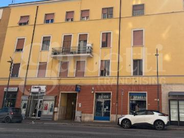 Appartamento in affitto a Latina via Emanuele Filiberto, 103, ascensore, centrale, luminoso TrovaCasa