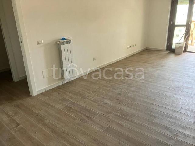 Appartamento in affitto a Latina via Pantanaccio, 42, arredato, box, balcone TrovaCasa