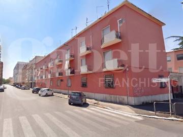 Appartamento in affitto a Latina viale XXIV Maggio, 44, senza ascensore, balcone, box doccia TrovaCasa
