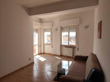 Appartamento in affitto a Latina LT