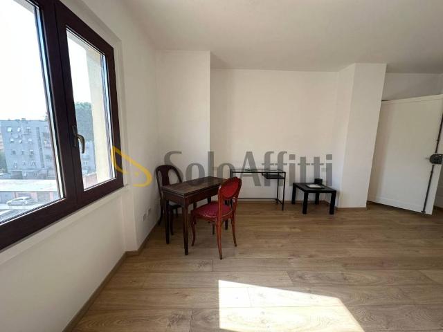 Appartamento in affitto a Latina piazza Bruno Buozzi, non arredato/vuoto, centrale, aria condizionata TrovaCasa