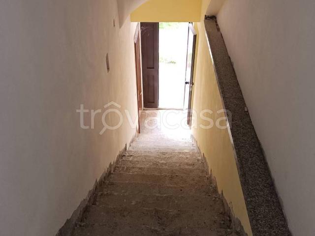Appartamento in affitto a Latronico frazione Agromonte Mileo, giardino privato, box, terrazzo TrovaCasa