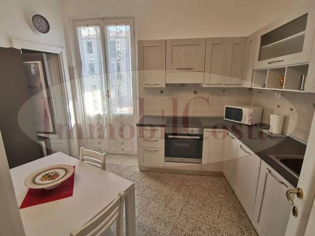 Appartamento in affitto a Lavagna GE
