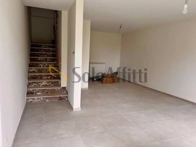 Appartamento in affitto a Lavagna, non arredato/vuoto, giardino privato, box TrovaCasa