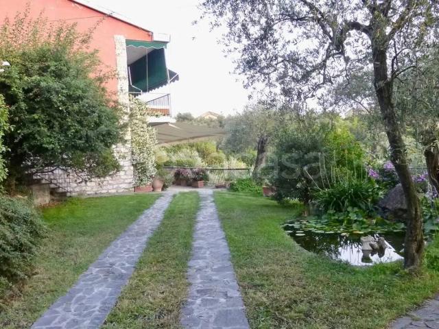 Appartamento in affitto a Lavagna via Bacchini, arredato, giardino, caminetto TrovaCasa