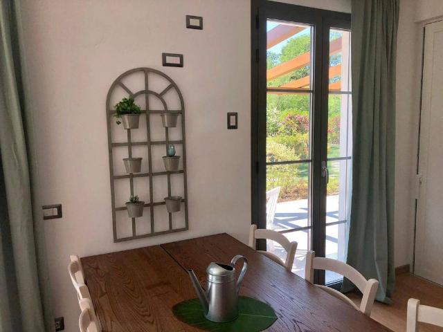 Appartamento in affitto a Laveno Mombello VA