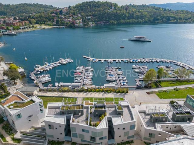 Appartamento in affitto a Laveno Mombello VA