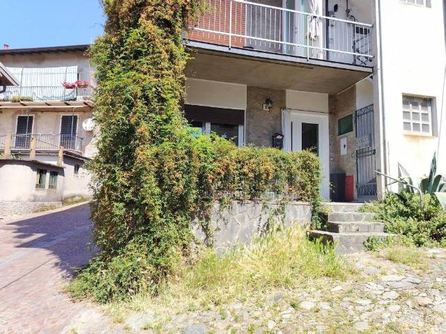 Appartamento in affitto a Laveno Mombello VA
