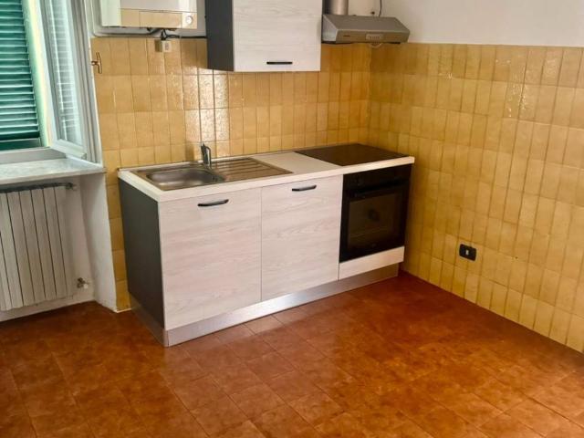 Appartamento in affitto a Laveno Mombello VA