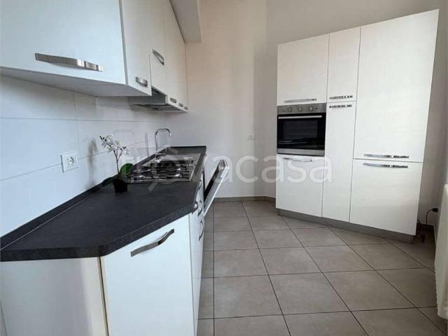 Appartamento in affitto a Laveno Mombello, arredato, terrazzo, ristrutturato TrovaCasa