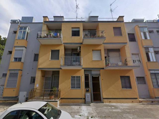 Appartamento in affitto a Lecce LE