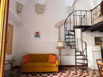 Appartamento in affitto a Lecce via Guglielmo Paladini, 50, giardino, centrale, soppalco TrovaCasa