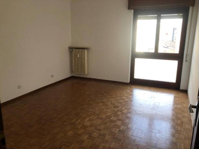 Appartamento in affitto a Lecco LC