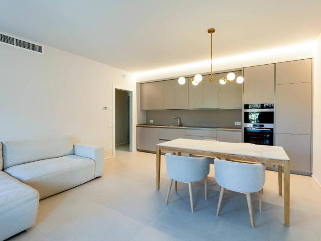 Appartamento in affitto a Lecco LC