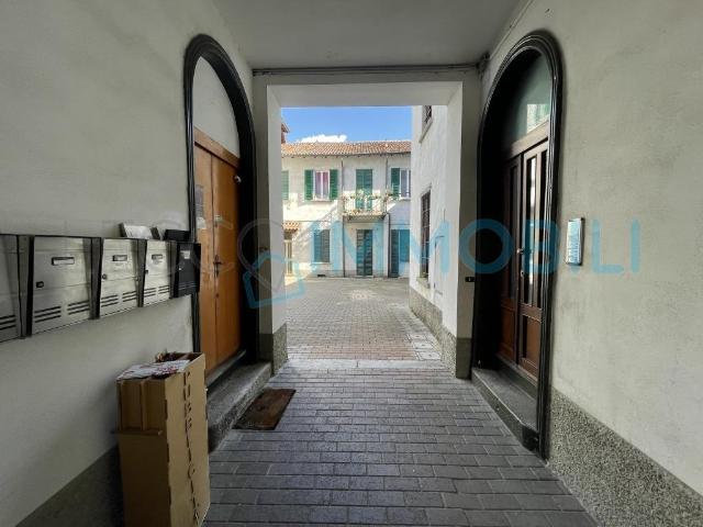 Appartamento in affitto a Lecco piazza padre cristoforo 10, riscaldamento autonomo, parzialmente arredato, ascensore TrovaCasa