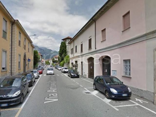 Appartamento in affitto a Lecco via Antonio Ghislanzoni, arredato, posto auto coperto, angolo cottura TrovaCasa