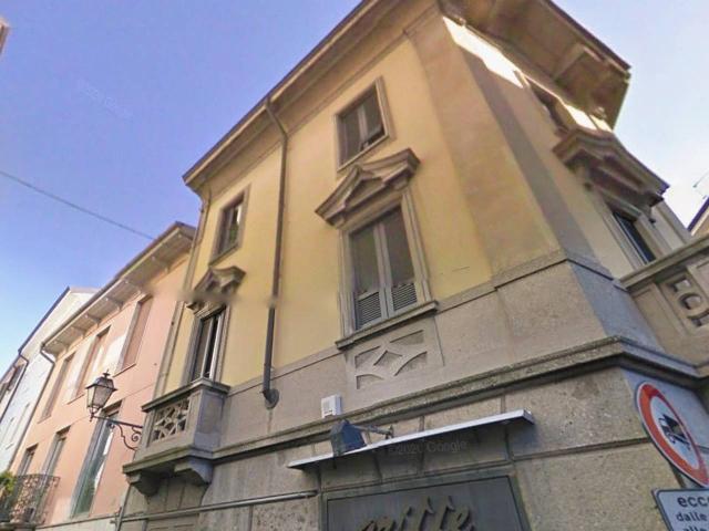 Appartamento in affitto a Lecco