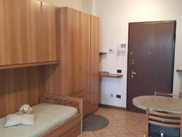 Appartamento in affitto a Legnano, Legnarello