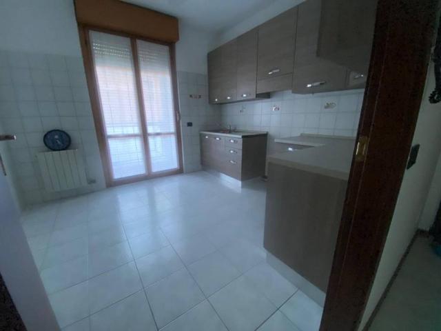 Appartamento in affitto a Legnano MI