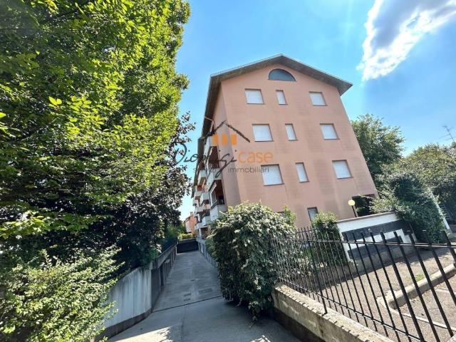 Appartamento in affitto a Legnano MI