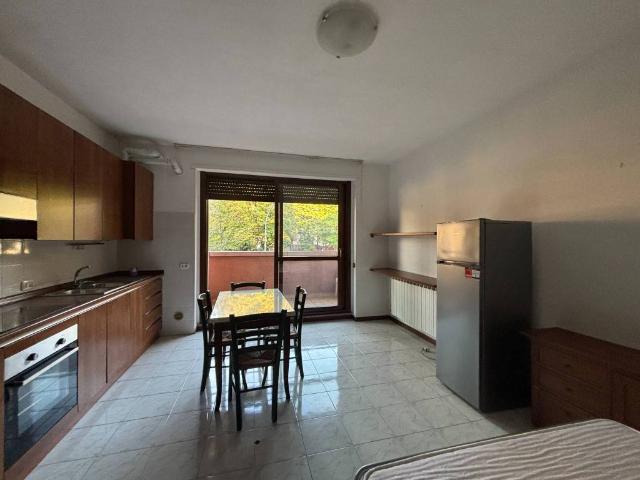 Appartamento in affitto a Legnano MI