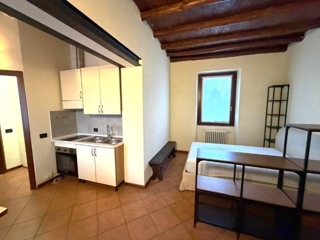 Appartamento in affitto a Legnano MI