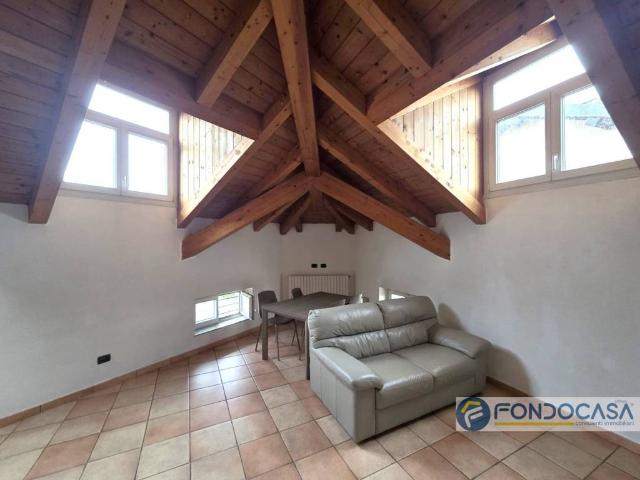 Appartamento in affitto a Lentate sul Seveso MB