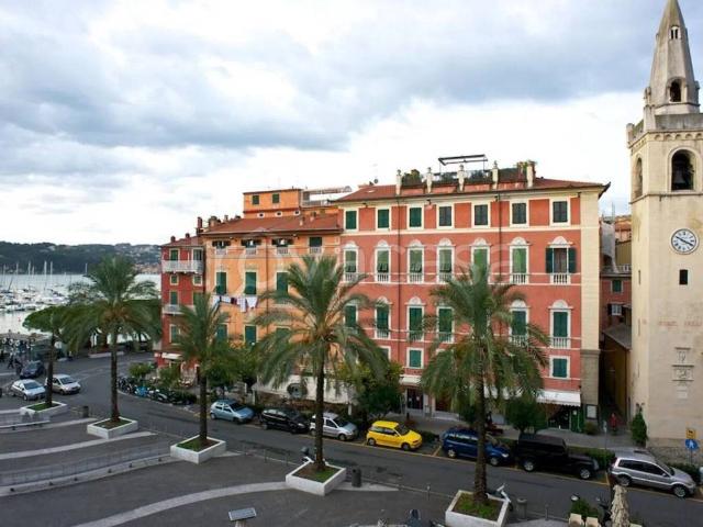 Appartamento in affitto a Lerici piazza Giuseppe Garibaldi, 18, terrazzo, immobile di prestigio, vista mare TrovaCasa