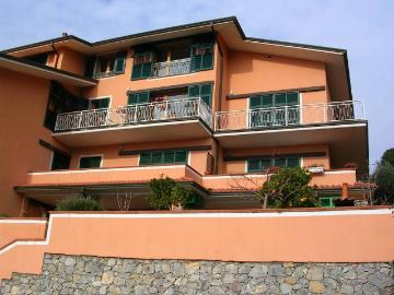 Appartamento in affitto a Lerici SP
