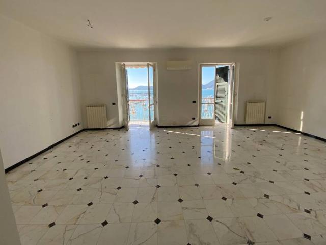 Appartamento in affitto a Lerici SP