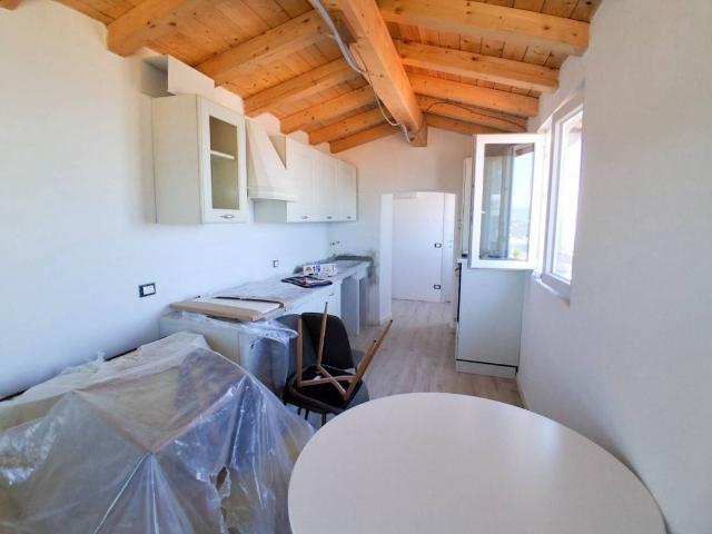 Appartamento in affitto a Lerici SP