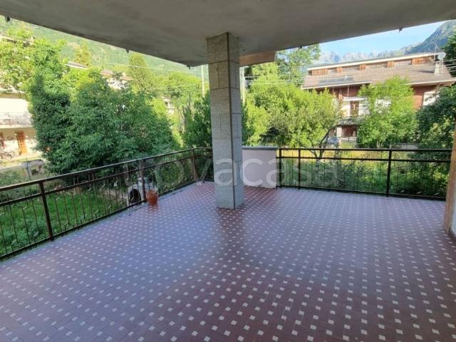 Appartamento in affitto a Locana via Sert, 9, non arredato/vuoto, terrazzo, centrale TrovaCasa