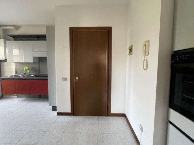 Appartamento in affitto a Lodi via Cadamosto 6