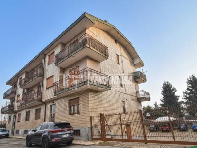 Appartamento in affitto a Lombardore TO