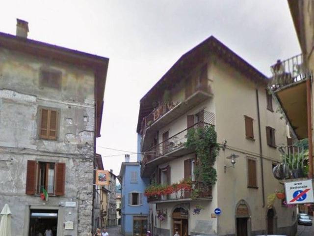 Appartamento in affitto a Lovere