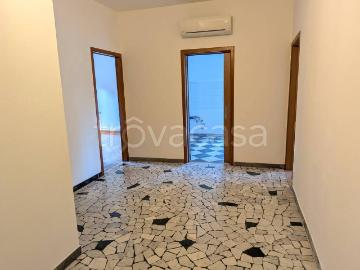 Appartamento in affitto a Padova via 4 Novembre, non arredato/vuoto, giardino, box TrovaCasa