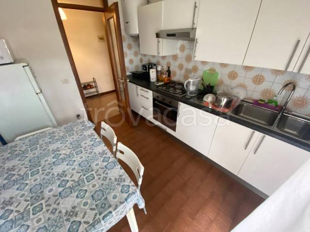 Appartamento in affitto a Padova via Altichieri da Zevio, arredato, terrazzo, balcone TrovaCasa