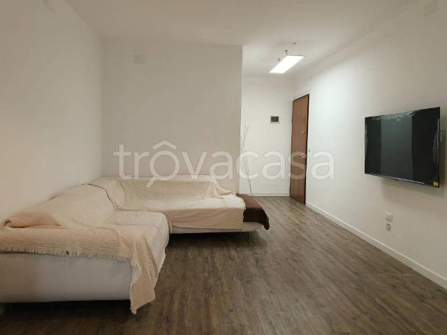 Appartamento in affitto a Padova via Giovanni Battista Ferro, 1, arredato, terrazzo, lavatrice TrovaCasa