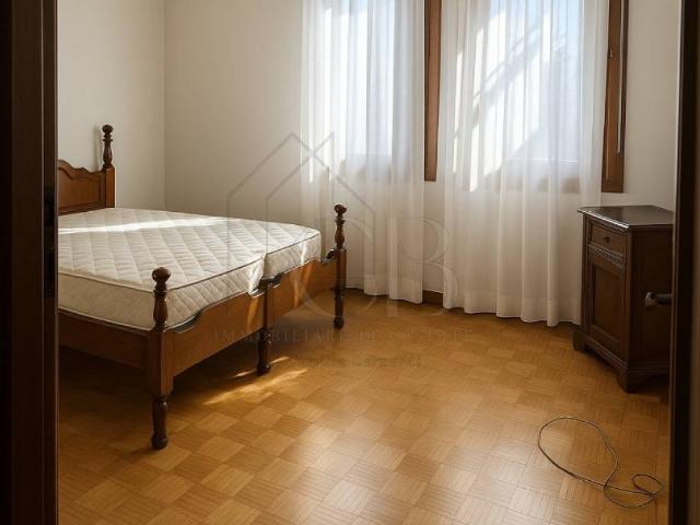 Appartamento in affitto a Padova via Guglielmo Malaspina, arredato, terrazzo, cucina abitabile TrovaCasa