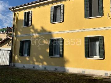 Appartamento in affitto a Padova via Francesco Marzolo, 32, arredato, giardino privato, ristrutturato TrovaCasa