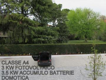 Appartamento in affitto a Padova via Loreto, posto auto, box, terrazzo TrovaCasa