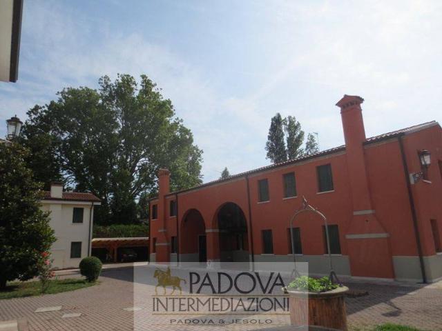 Appartamento in affitto a Padova PD