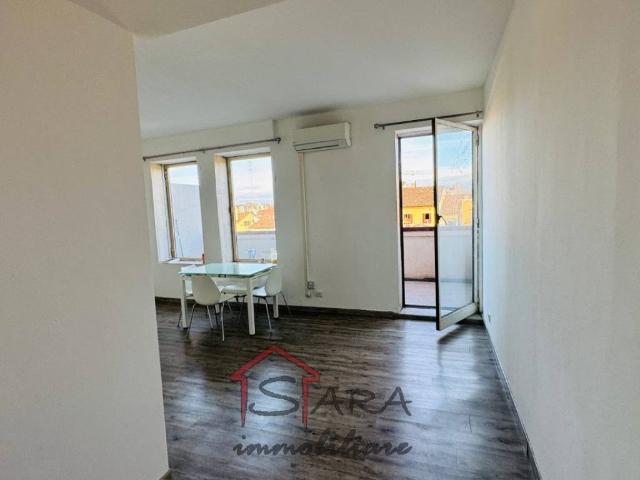 Appartamento in affitto a Padova piazza Garibaldi 8, arredato, terrazzo, immobile di prestigio TrovaCasa
