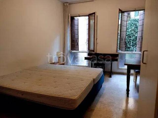 Appartamento in affitto a Padova piazza Delle Erbe, arredato, balcone TrovaCasa